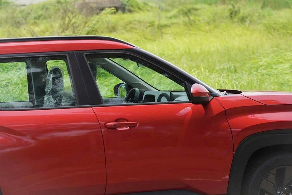 Mitsubishi Destinator 7 chỗ xuất hiện ở Việt Nam