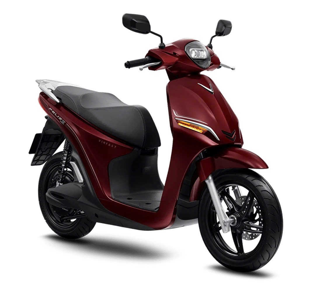 VinFast mang 6 mẫu ô tô và 4 mẫu xe máy tới chương trình lái thử xe ở PVOIL VGC 2025