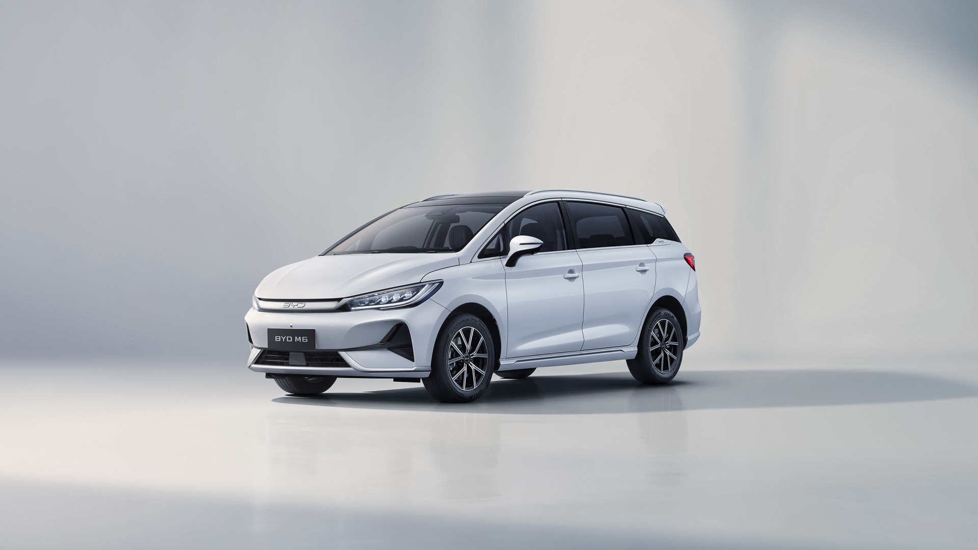 Lái thử BYD Atto 2 tại PVOIL VGC 2025