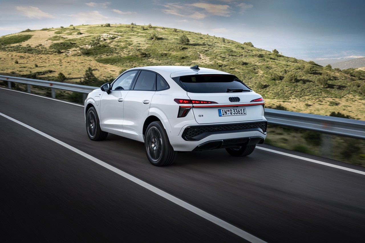 Audi Q3 Sportback thế hệ mới ra mắt, giá quy đổi từ 1,42 tỷ đồng