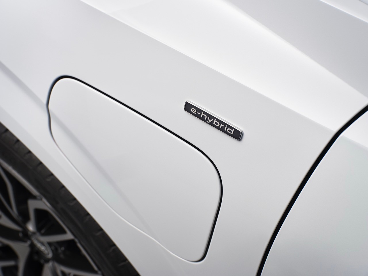 Audi Q3 Sportback thế hệ mới ra mắt, giá quy đổi từ 1,42 tỷ đồng