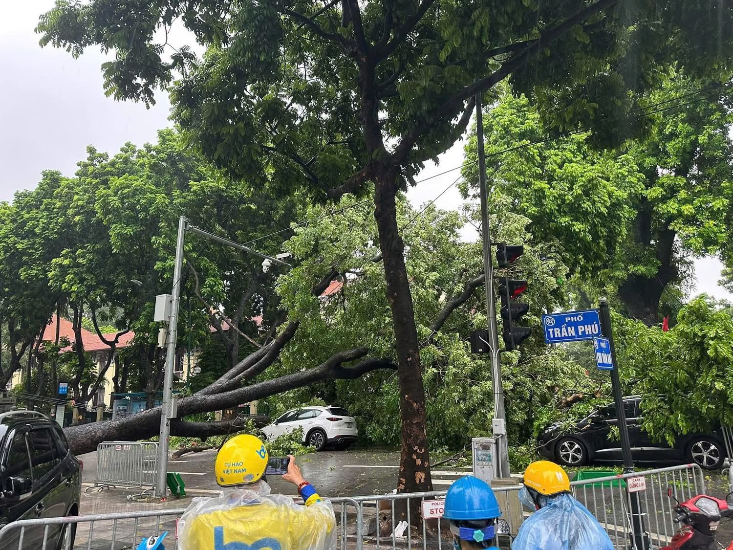 Tổng hợp tin tức tai nạn giao thông ngày 27/8/2025