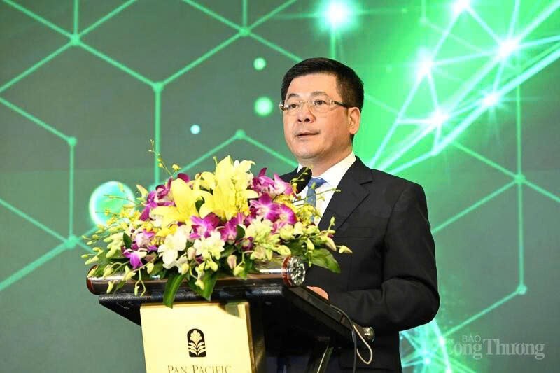 Việt Nam sẵn sàng để triển khai sử dụng xăng E10 trên toàn quốc từ ngày 1/1/2026