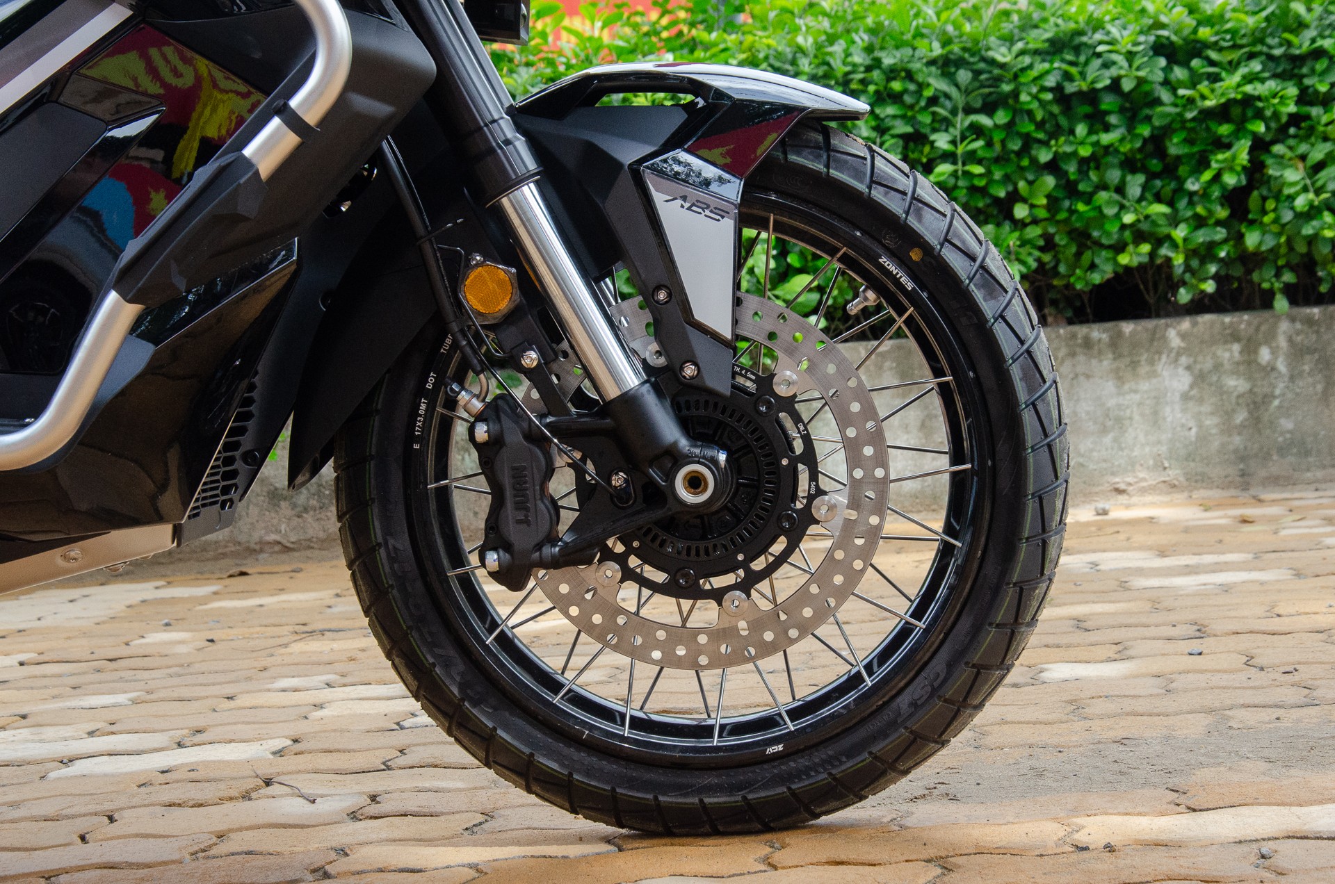 Cận cảnh Zontes 368G, xe tay ga Trung Quốc giá 138 triệu đồng