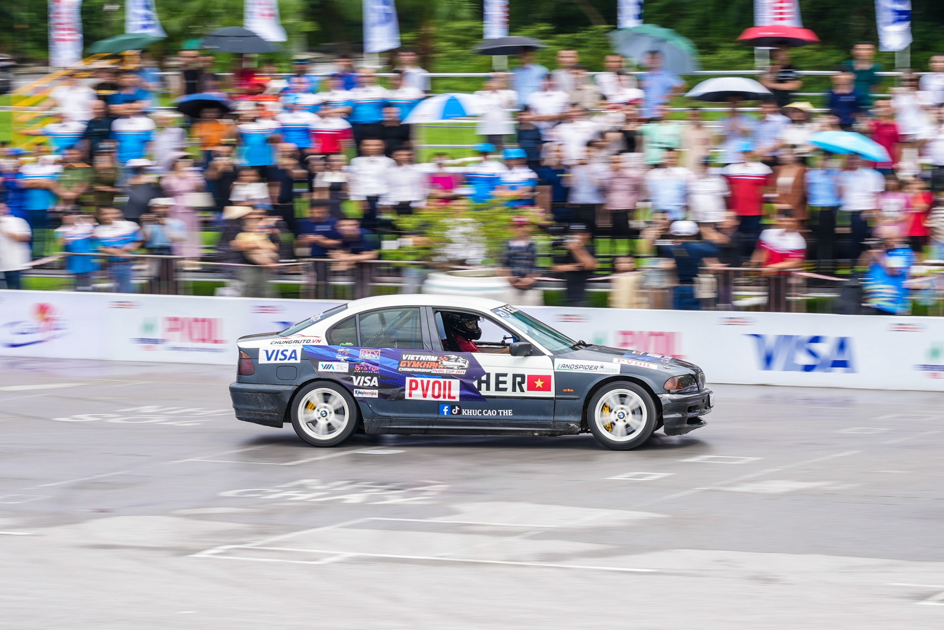 Khán giả Thanh Hoá phấn khích khi lần đầu chung kết PVOIL VGC được tổ chức tại quê nhà