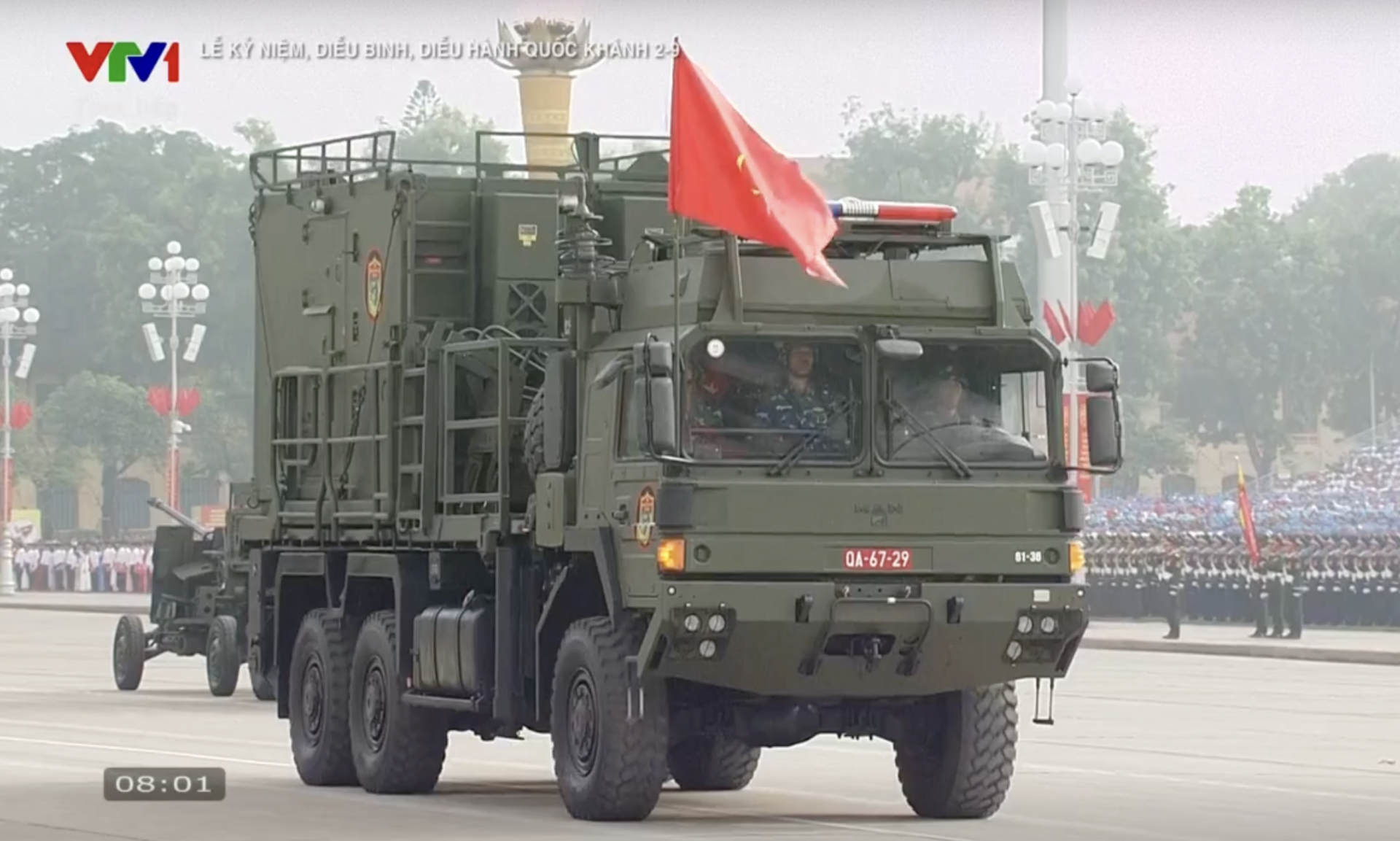 Ngắm và xem thông tin về dàn khí tài, xe đặc chủng của Quân đội nhân dân Việt Nam trong diễu binh