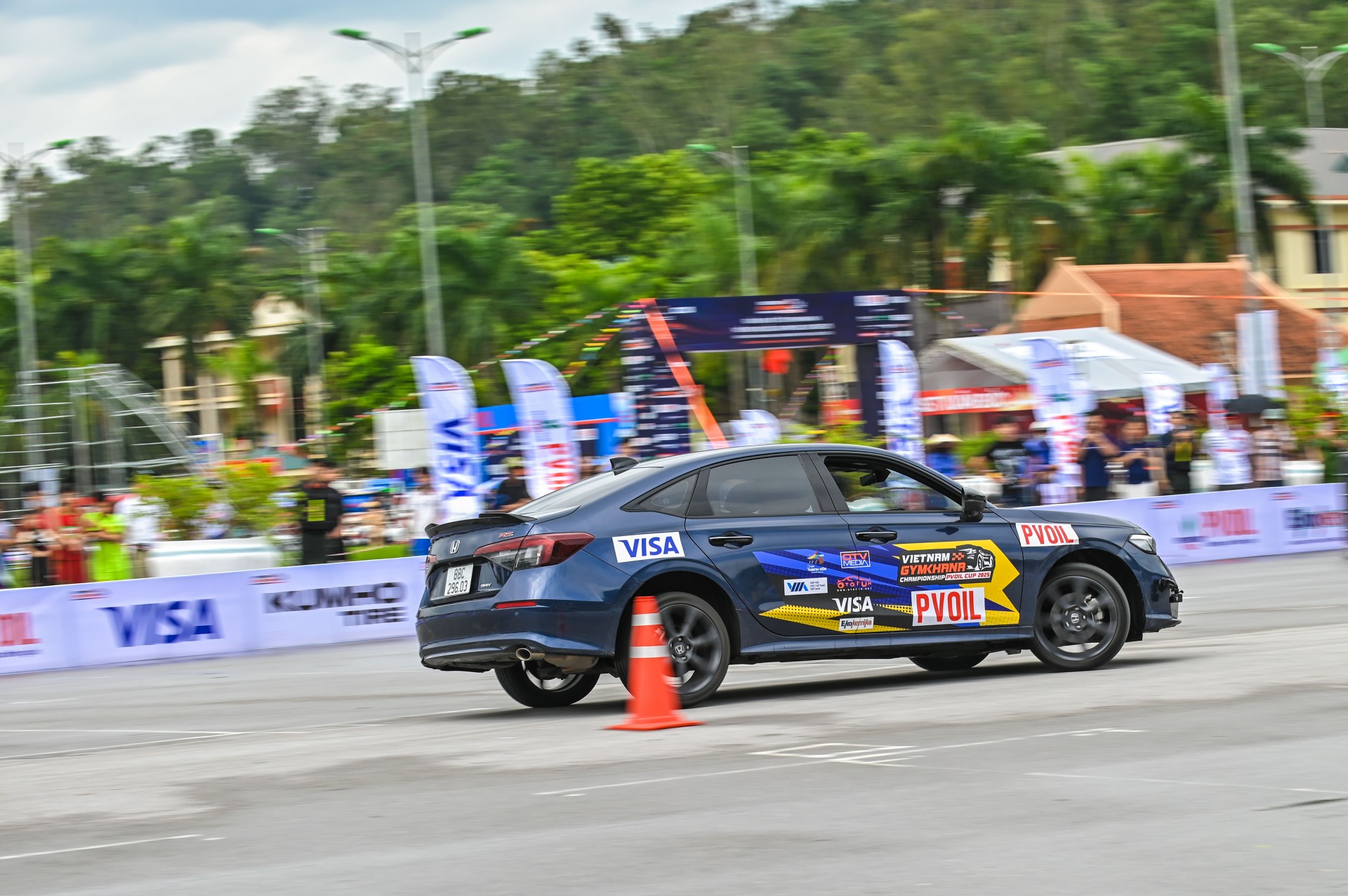 Honda Civic e: HEV RS chinh phục nhà vô địch PVOIL VGC 2025 Hạng Cầu trước như thế nào?