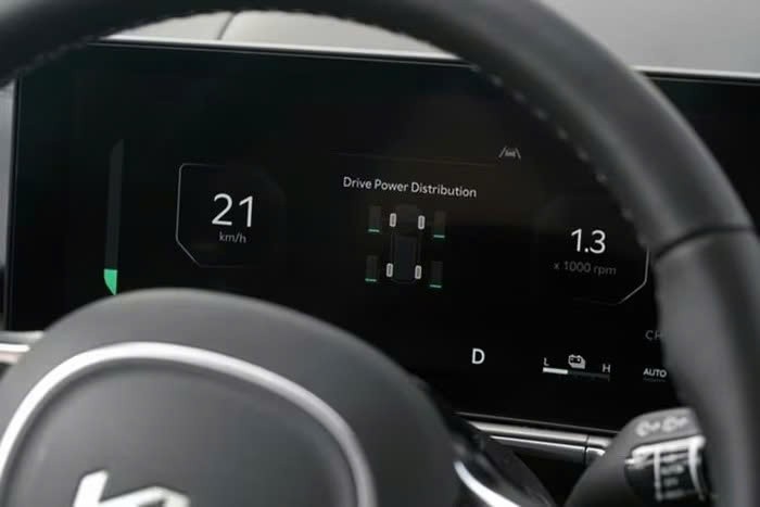 Kia Sorento 2025 lộ hình ảnh không che chắn, sắp ra mắt Việt Nam