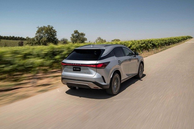 RX mở rộng dải sản phẩm hybrid và sự lựa chọn của Lexus