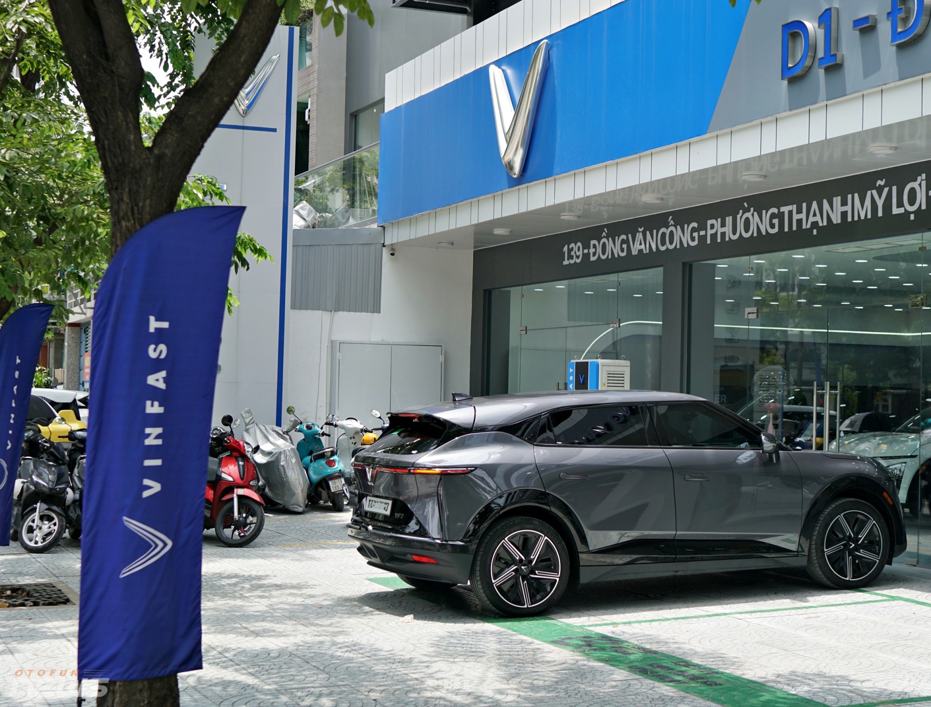 Sống chất cùng lựa chọn xanh: Khi chủ xe tại TP.HCM chuyển từ xe xăng sang xe điện Sống chất cùng lựa chọn xanh: Khi chủ xe tại TP.HCM chuyển từ xe xăng sang xe điện