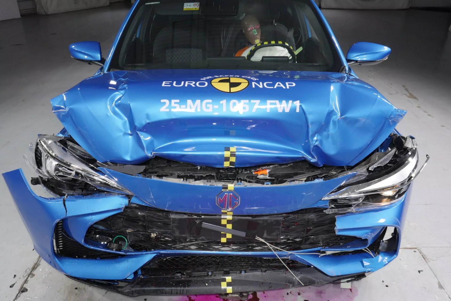 Gặp lỗi an toàn nghiêm trọng, mẫu xe Trung Quốc MG3 vẫn đạt bốn sao từ Euro NCAP một cách khó hiểu