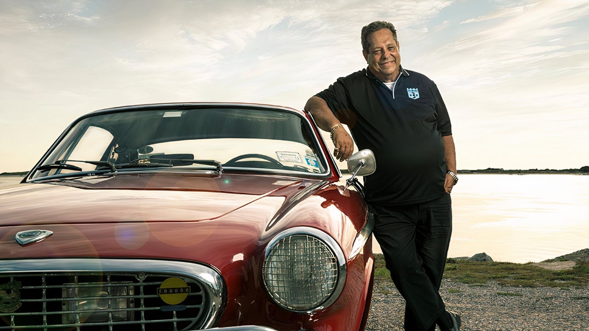 Chiếc Volvo P1800 cổ điển này đi được hơn 5 triệu km trong 50 năm, cao nhất trên thế giới