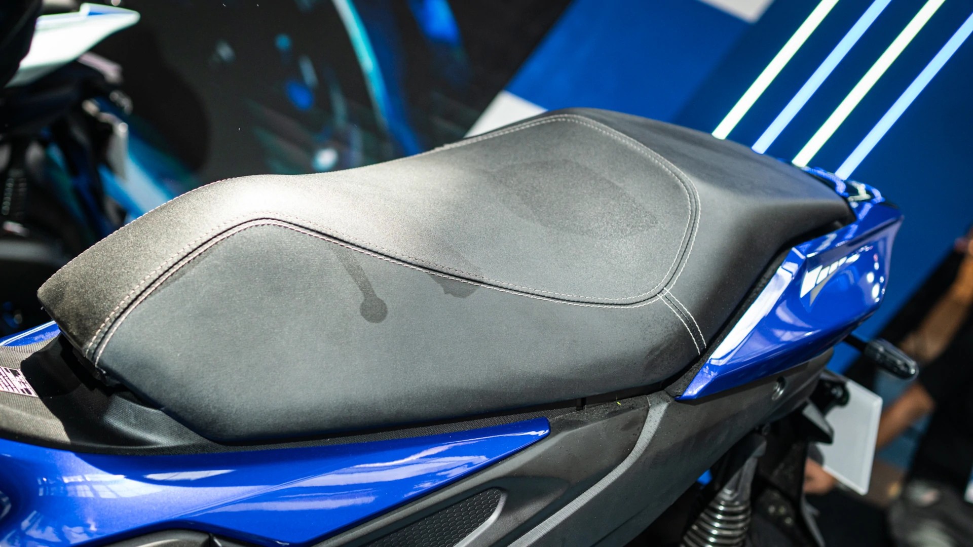 Yamaha Aerox 2025 ra mắt, xe ga kiểu Supersport giá 71 triệu đồng
