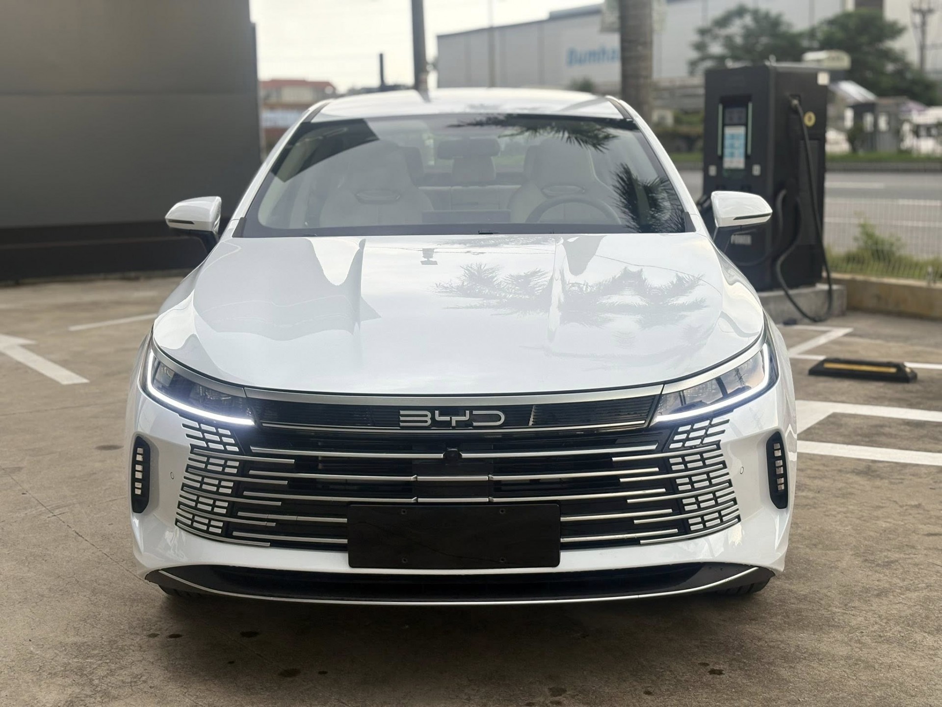 BYD Seal 5 sắp bán tại Việt Nam, cạnh tranh với Civic và Altis hybrid