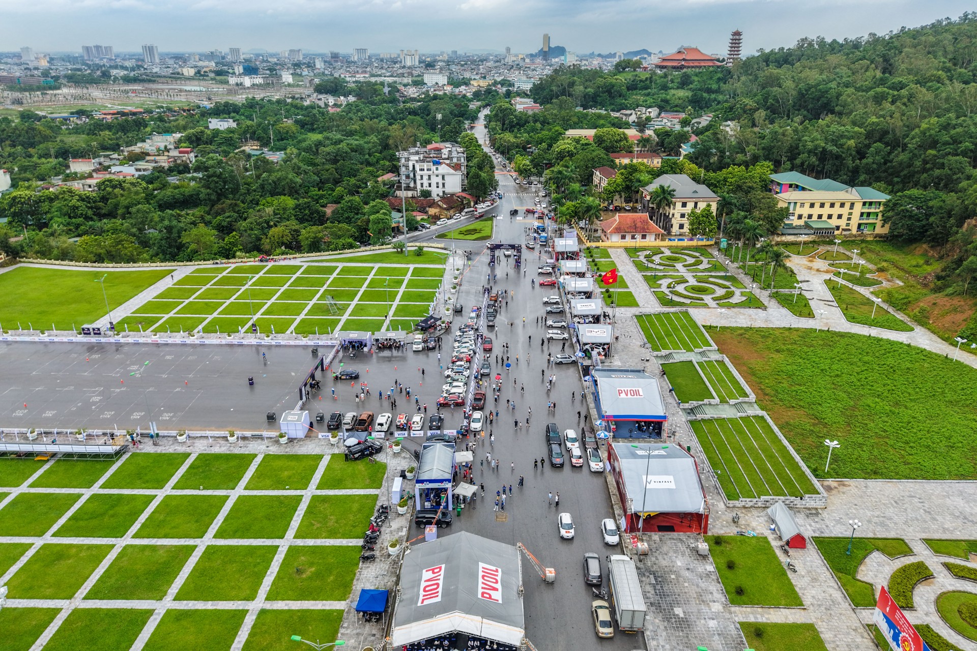 Ekokemika đồng hành cùng PVOIL VGC 2025 - Khi chăm xe thông minh gặp gỡ đam mê tốc độ