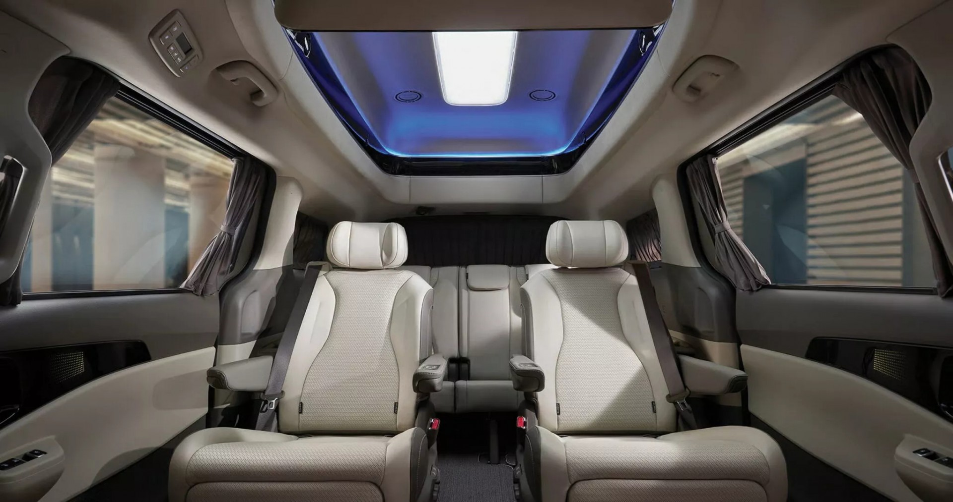 Kia Carnival Hi Limousine 2026 ra mắt tại Hàn Quốc