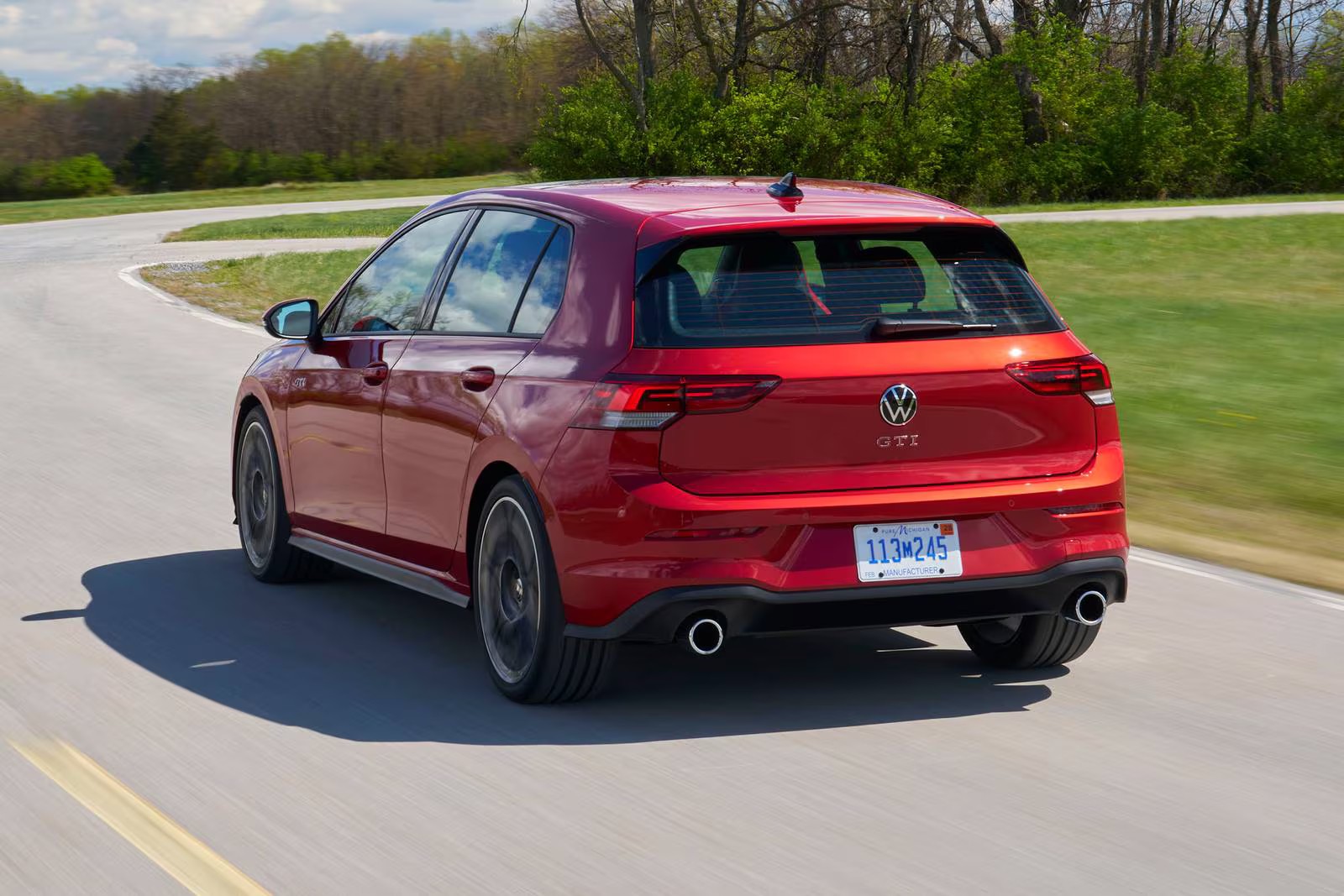 Đánh giá Volkswagen Golf GTI 2.0 TSI: hot hatch Đức có còn giữ chất? Đánh giá Volkswagen Golf GTI 2.0 TSI: hot hatch Đức có còn giữ chất?