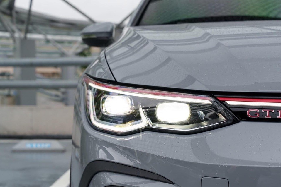 Đánh giá Volkswagen Golf GTI 2.0 TSI: hot hatch Đức có còn giữ chất? Đánh giá Volkswagen Golf GTI 2.0 TSI: hot hatch Đức có còn giữ chất?