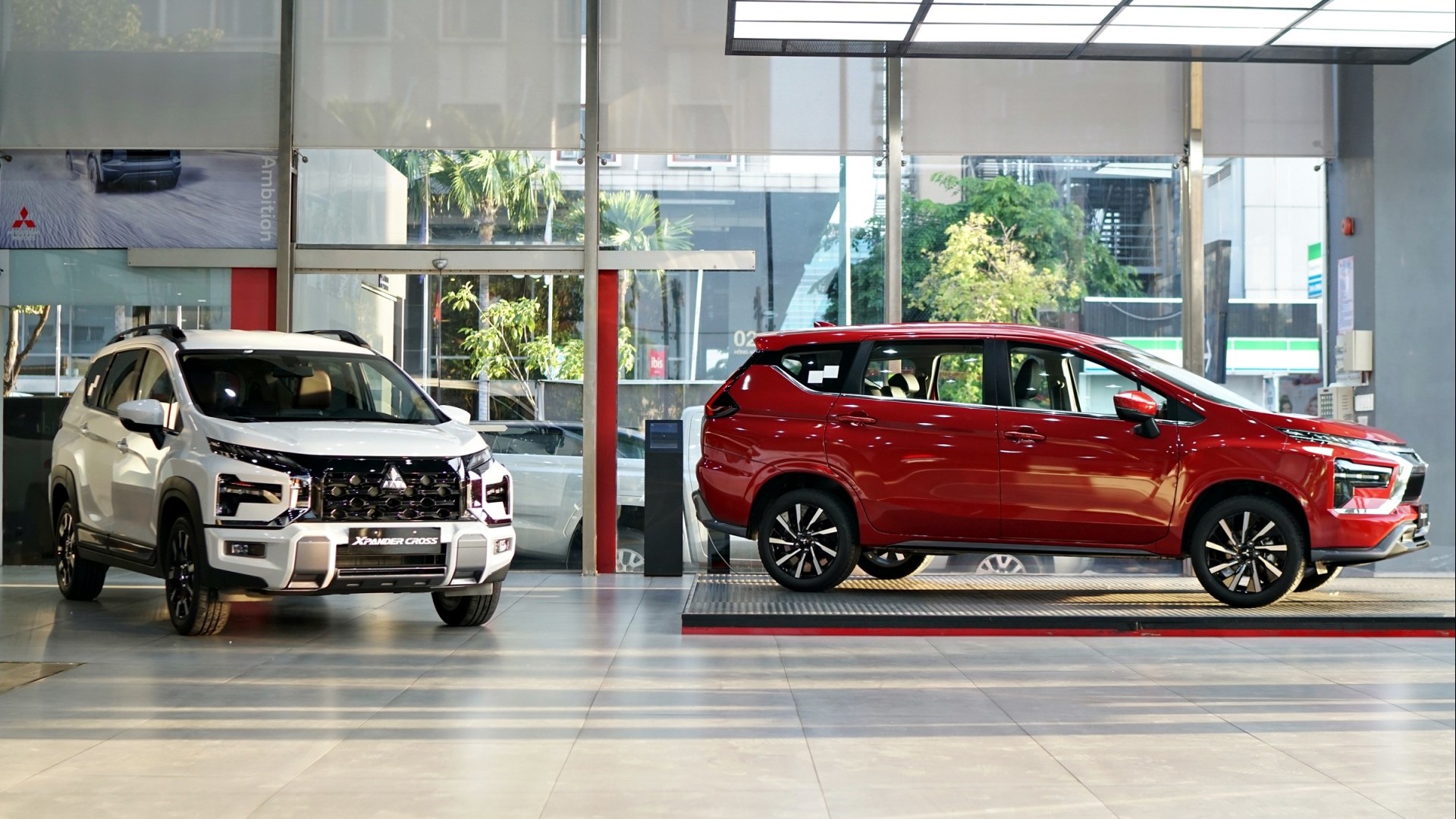 Hai phiên bản của Mitsubishi Xpander 2025 ra mắt, thêm trang bị và giá tăng 1 triệu đồng