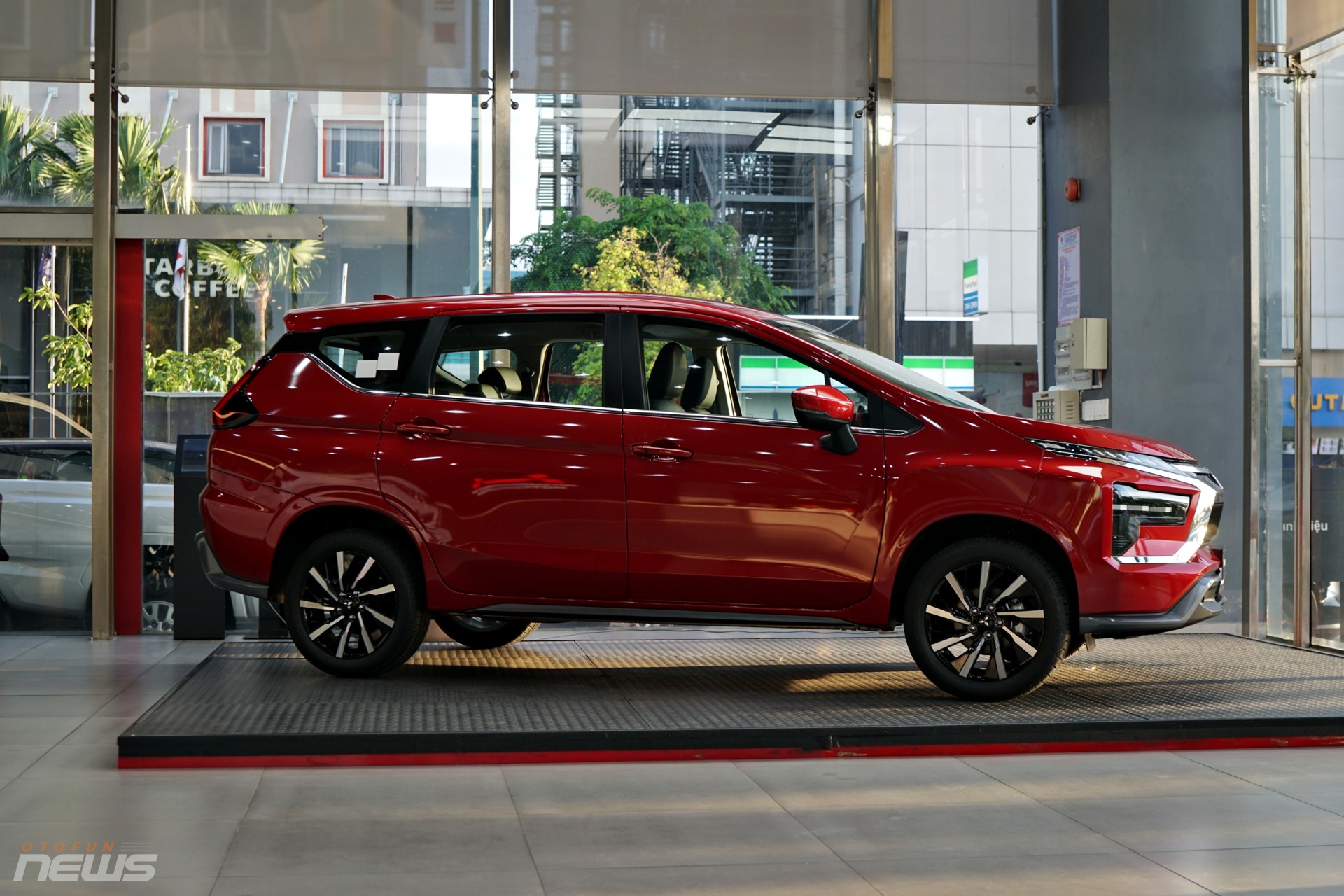 Hai phiên bản của Mitsubishi Xpander 2025 ra mắt, thêm trang bị và giá tăng 1 triệu đồng