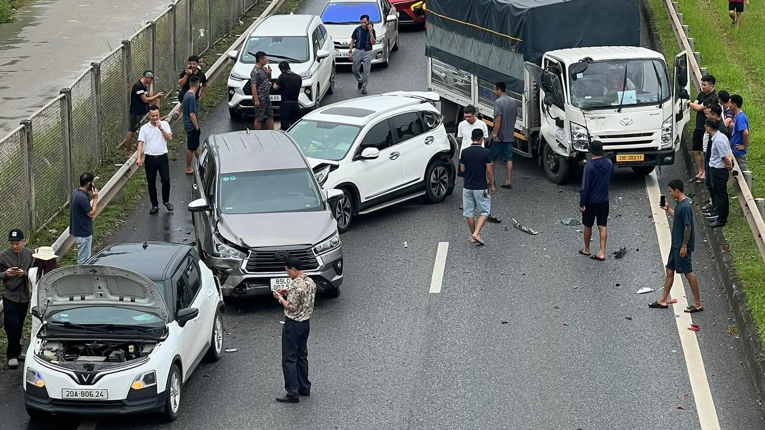 Tổng hợp tin tức tai nạn giao thông ngày 23/9/2025 Tổng hợp tin tức tai nạn giao thông ngày 23/9/2025