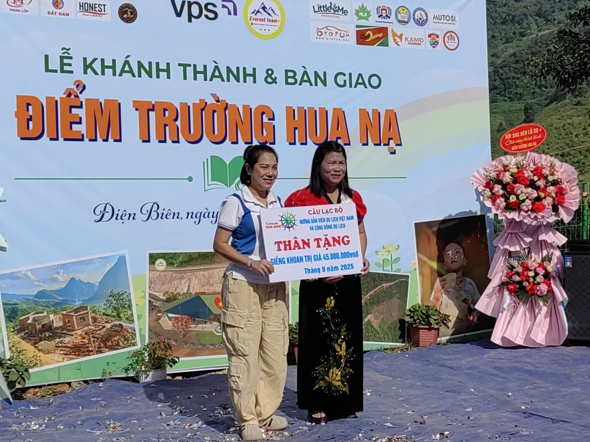Hành trình Ford Everest Team Vietnam+ gieo mầm hy vọng trên Hua Nạ