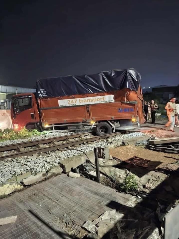 Tổng hợp tin tức tai nạn giao thông ngày 23/9/2025 Tổng hợp tin tức tai nạn giao thông ngày 23/9/2025