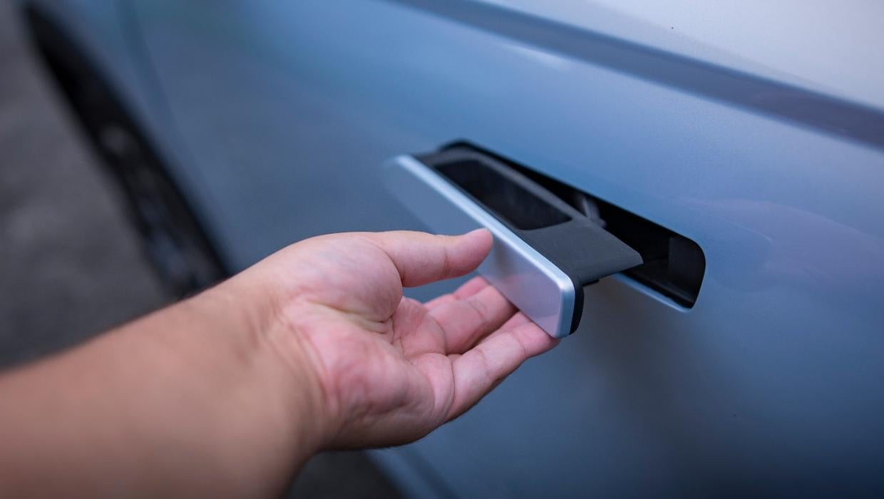 Tay nắm cửa ẩn trên xe điện có thể sẽ  Tay nắm cửa ẩn trên xe điện có thể sẽ