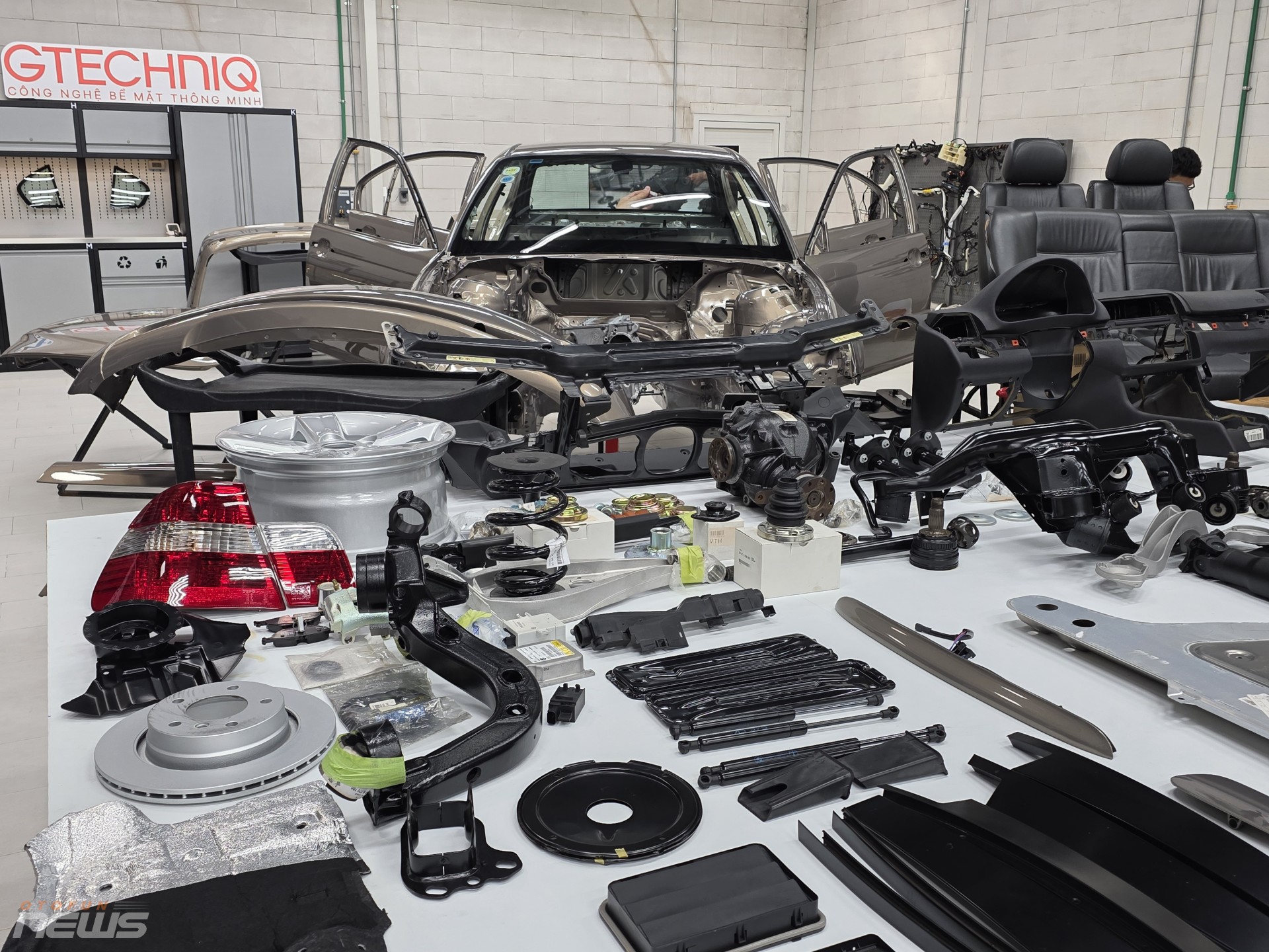 Người dành 4 năm phục hồi chiếc BMW 325i E46 để tìm lại 'cảm giác nguyên bản'