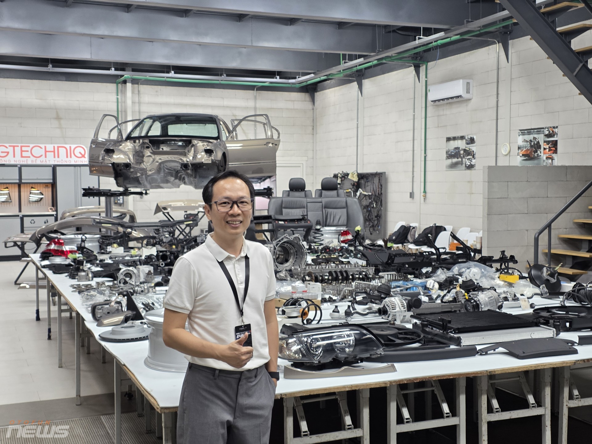 Người dành 4 năm phục hồi chiếc BMW 325i E46 để tìm lại 'cảm giác nguyên bản' Người dành 4 năm phục hồi chiếc BMW 325i E46 để tìm lại 'cảm giác nguyên bản'