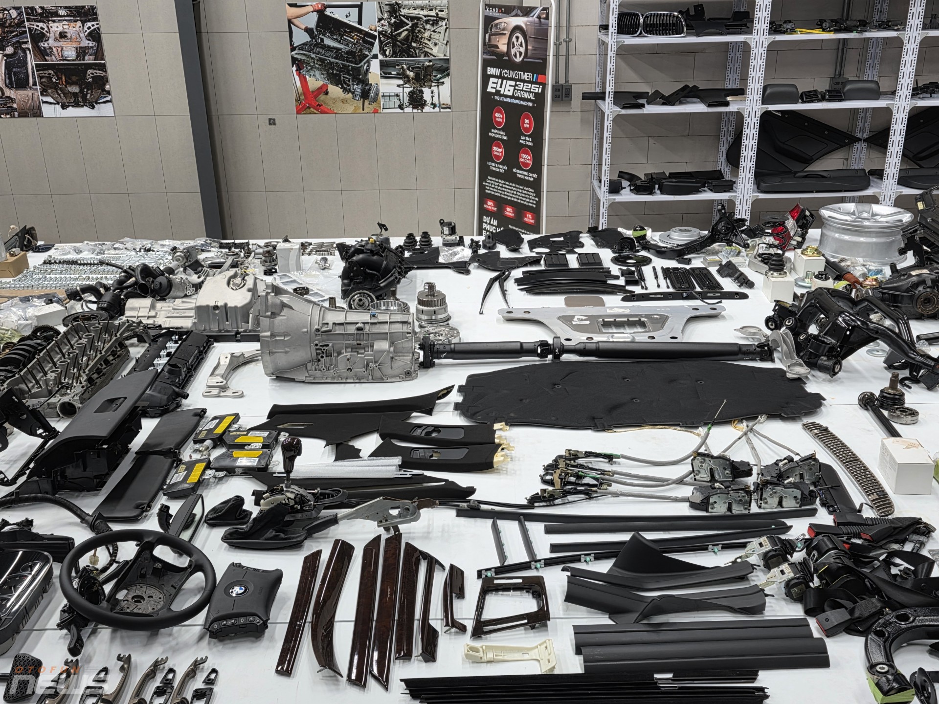 Người dành 4 năm phục hồi chiếc BMW 325i E46 để tìm lại 'cảm giác nguyên bản' Người dành 4 năm phục hồi chiếc BMW 325i E46 để tìm lại 'cảm giác nguyên bản'