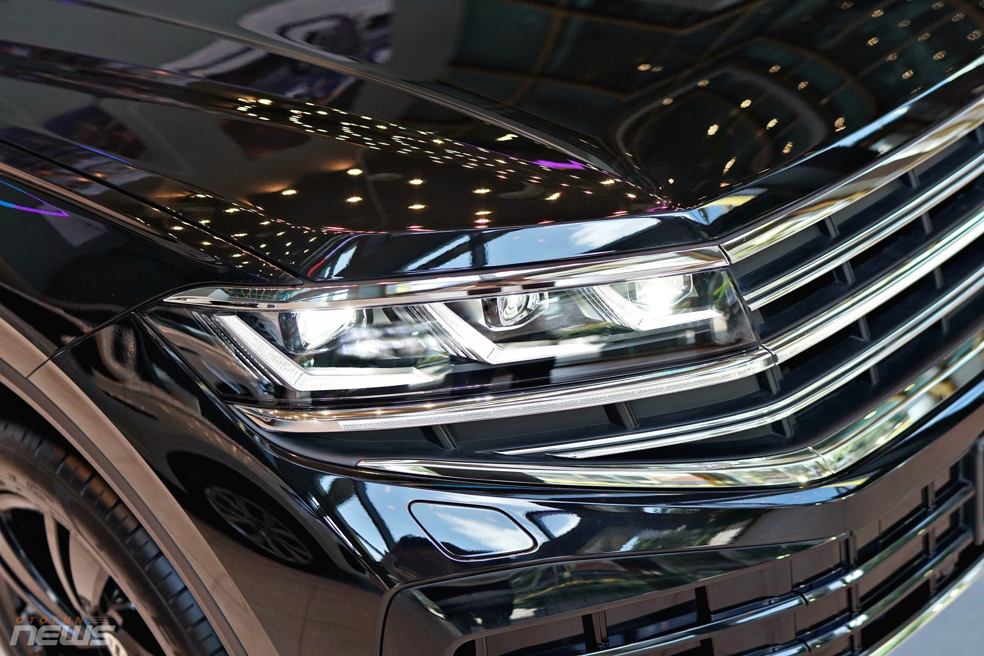 Cận cảnh Volkswagen Touareg Highline vừa về đại lý