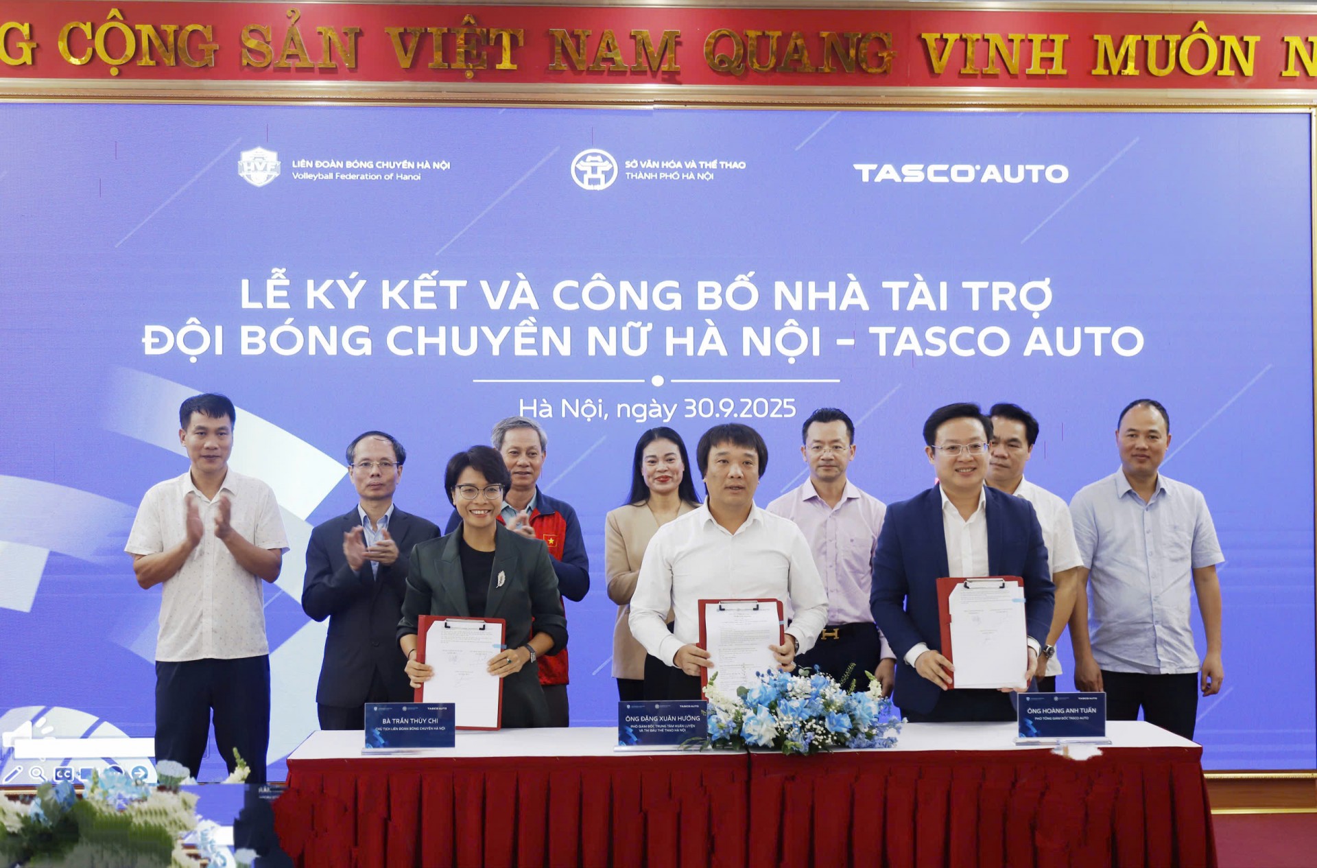 CLB Bóng chuyền nữ Hà Nội Tasco Auto