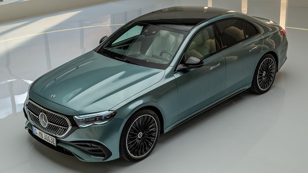 Mercedes-Benz E-Class mới sẽ ra mắt vào giữa tháng 10/2025