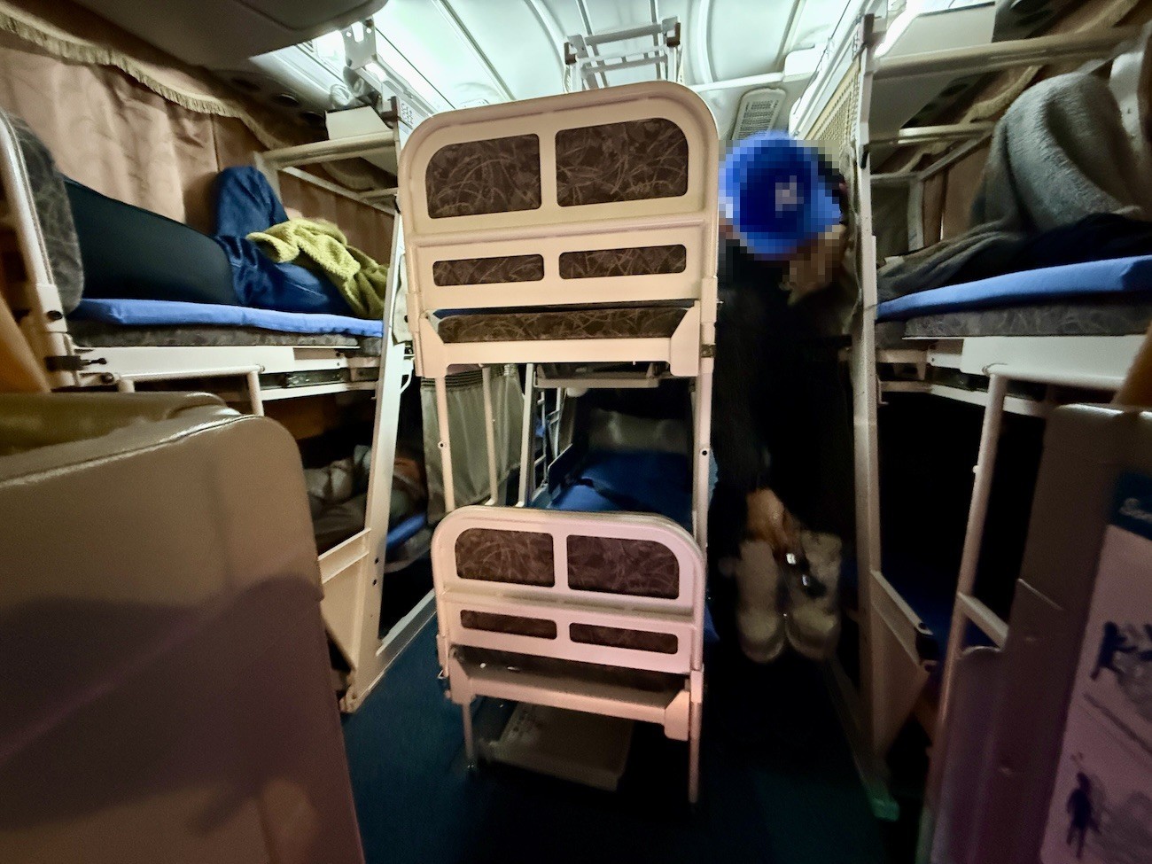 Xe giường nằm đầu tiên của Nhật Bản