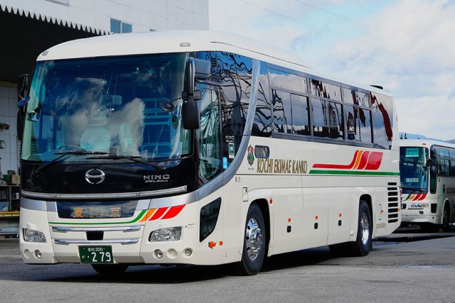 Xe giường nằm đầu tiên của Nhật Bản