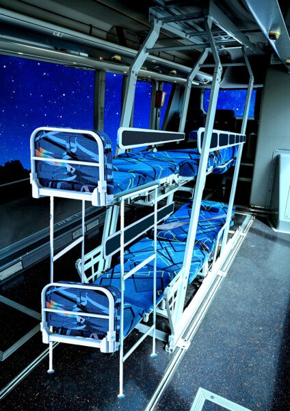 Xe giường nằm đầu tiên của Nhật Bản