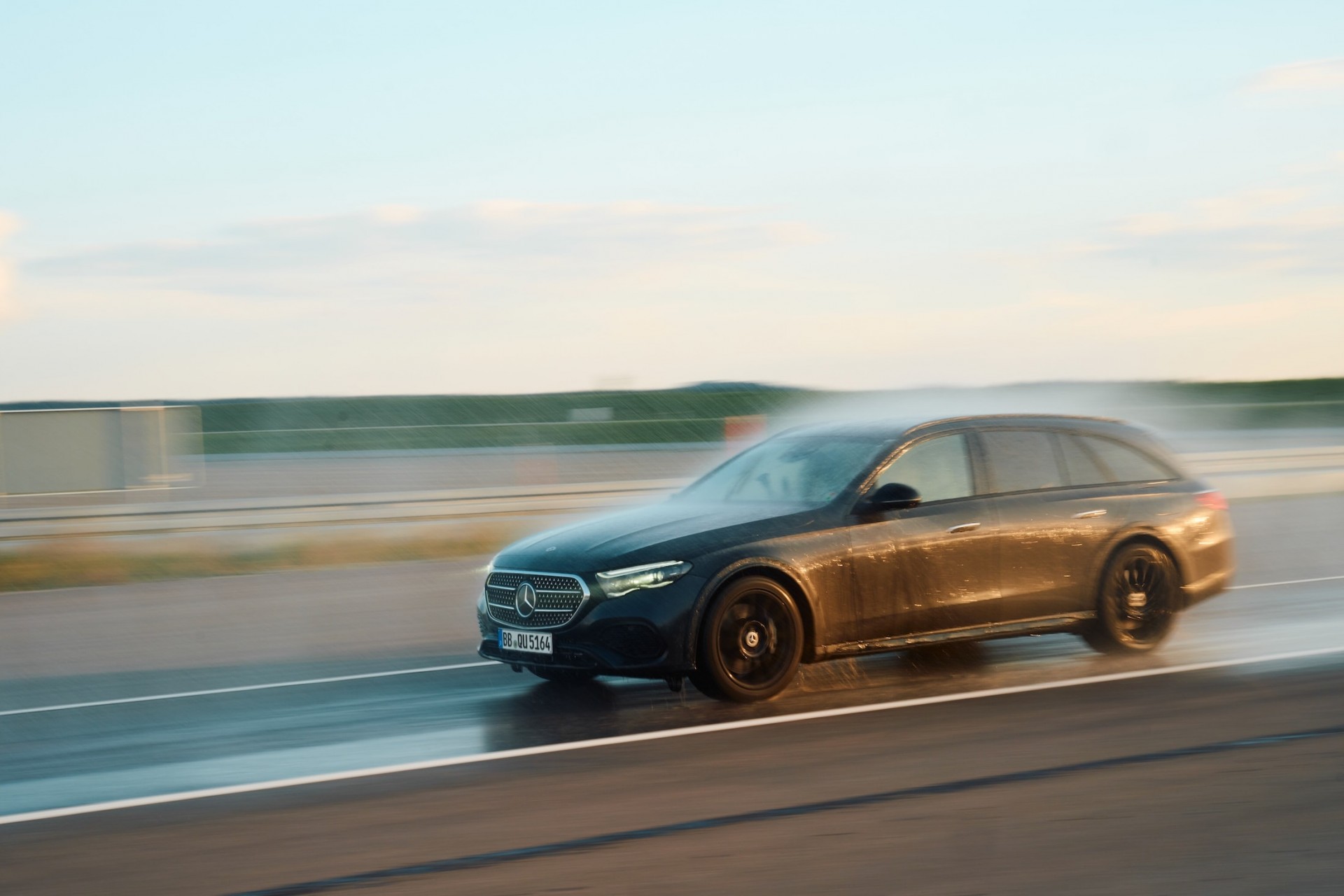 Light Testing Center mới của Mercedes-Benz