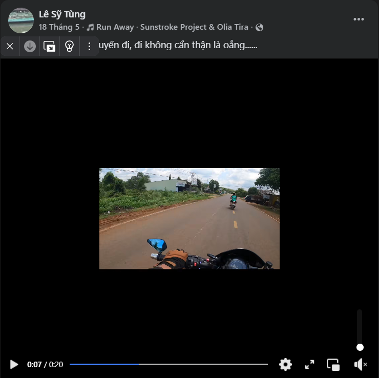 Lê Sỹ Tùng với chiếc xe PKL