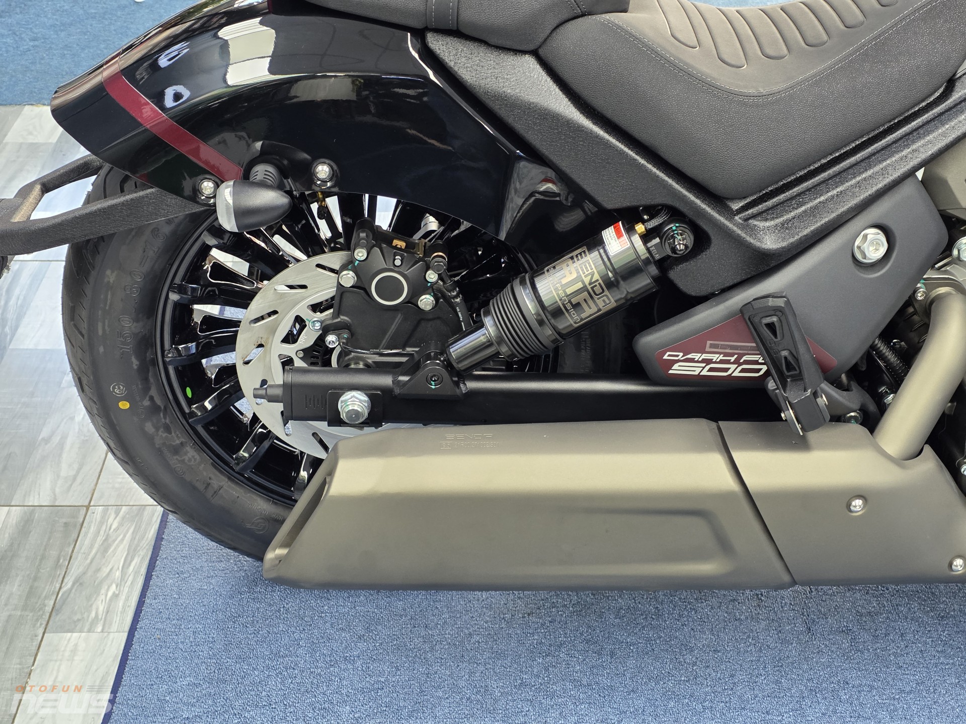 Benda Dark Flag 500 Commander, Cruiser Trung Quốc có động cơ V4 và treo khí nén Benda Dark Flag 500 Commander, Cruiser Trung Quốc có động cơ V4 và treo khí nén