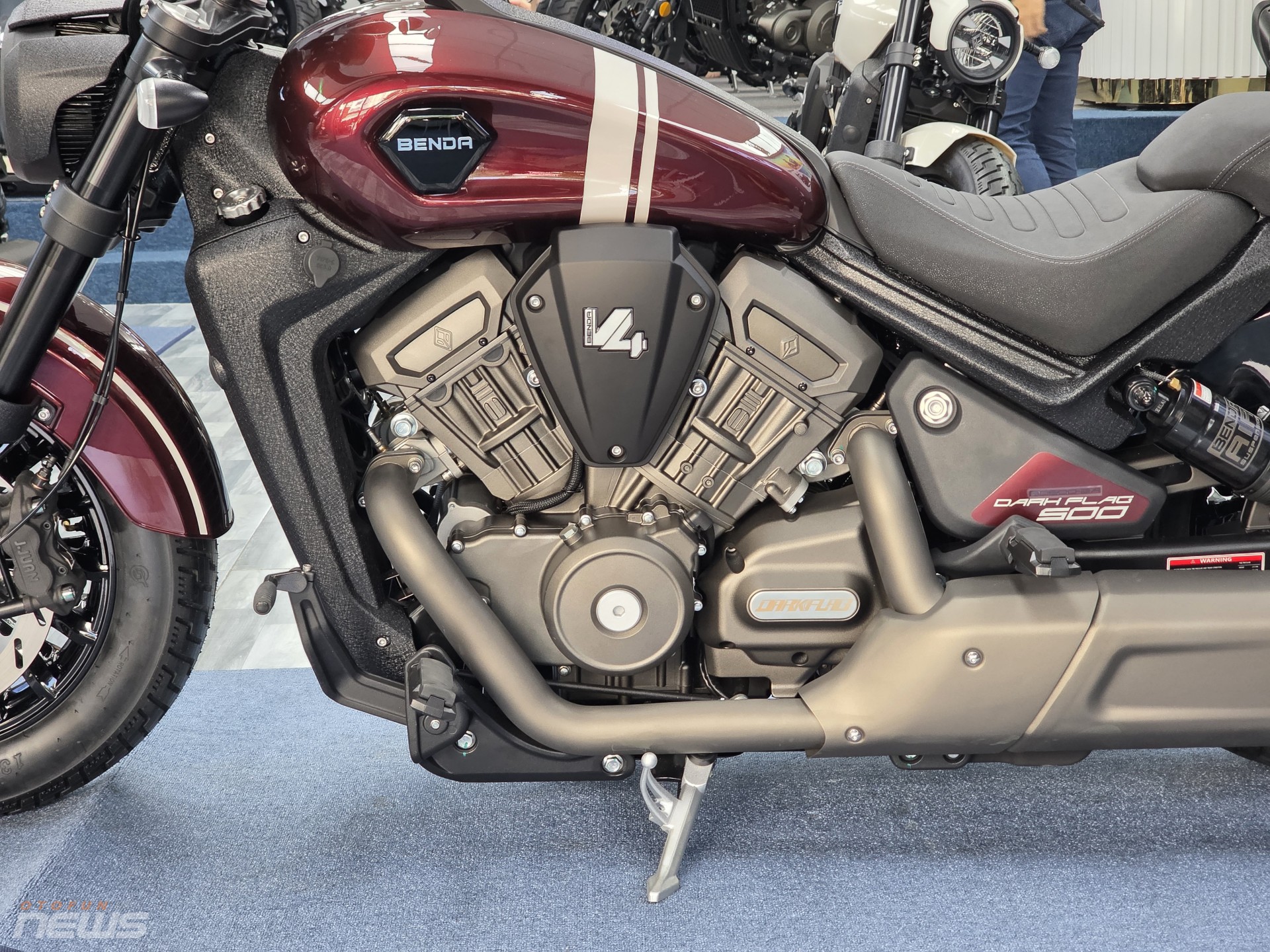 Benda Dark Flag 500 Commander, Cruiser Trung Quốc có động cơ V4 và treo khí nén Benda Dark Flag 500 Commander, Cruiser Trung Quốc có động cơ V4 và treo khí nén