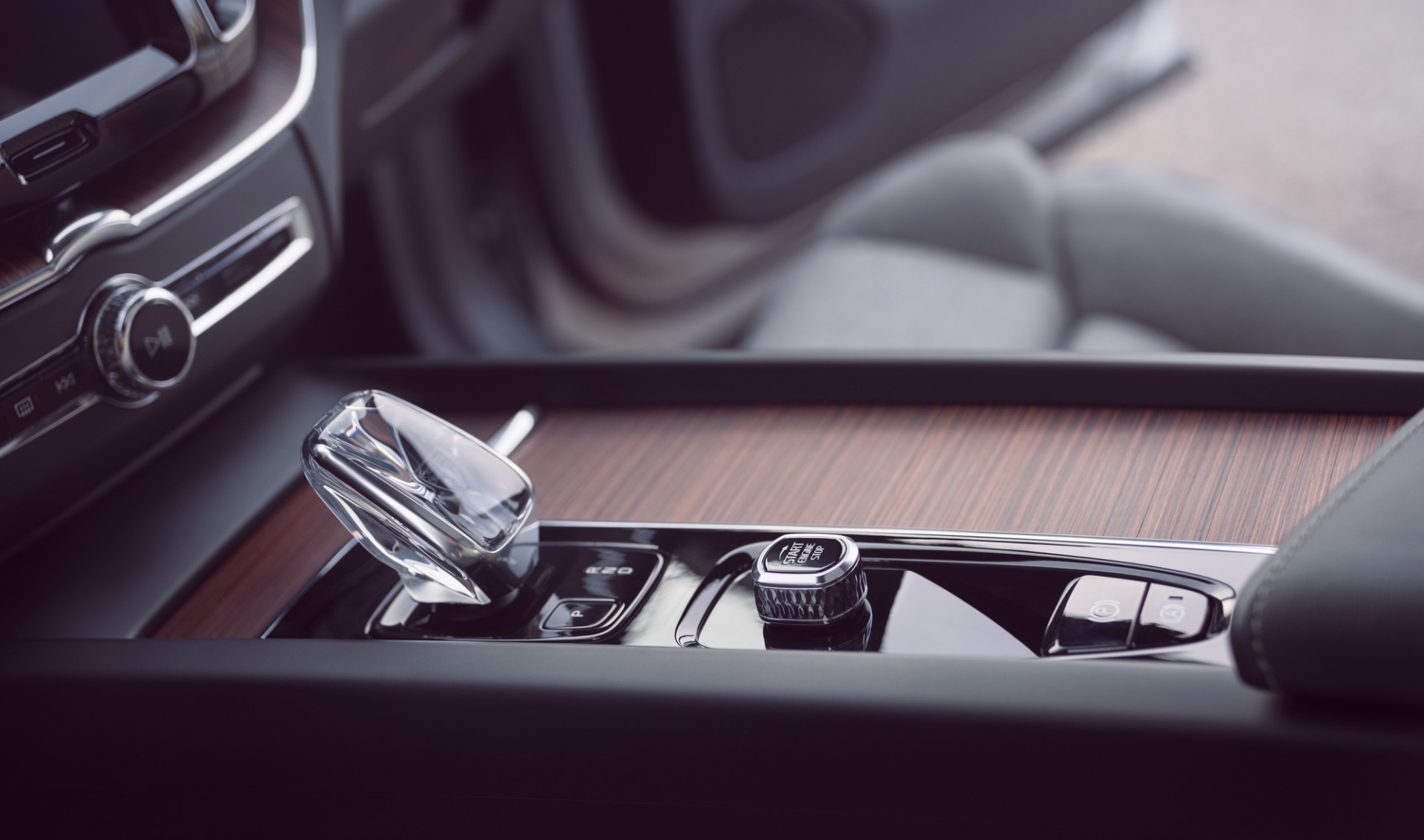 Volvo XC60 giảm giá