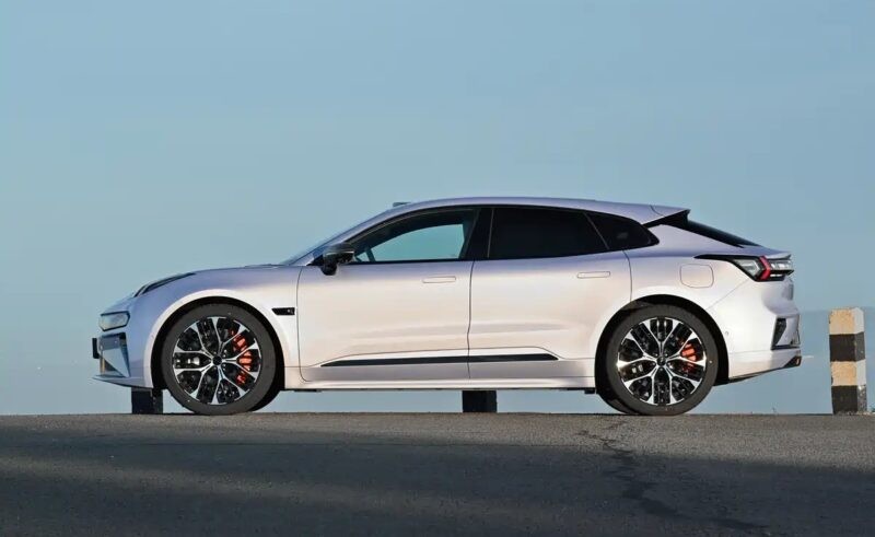 Zeekr 001 2026 chính thức được bán ở Trung Quốc với giá từ 999 triệu đồng xe điện Zeekr 001 2026 ra mắt Trung Quốc