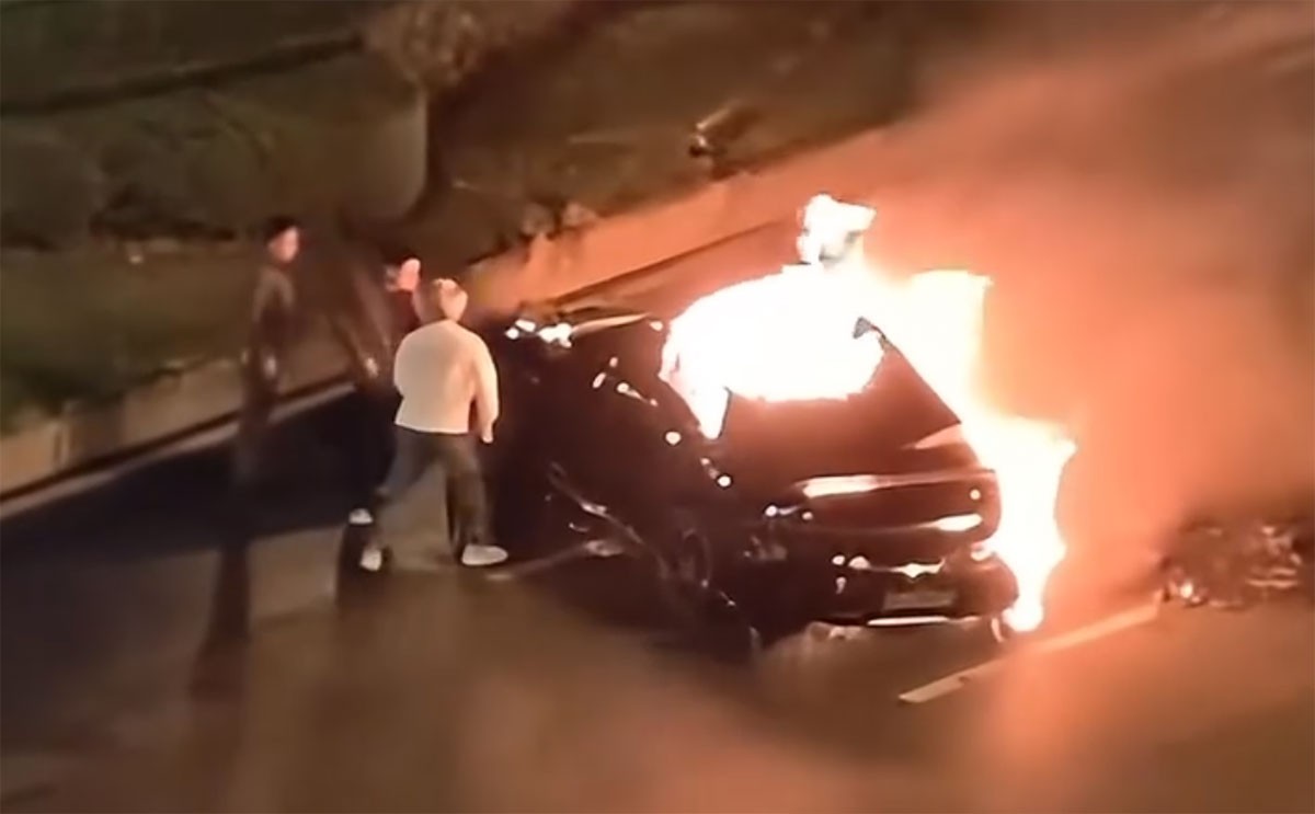 Xiaomi SU7 Ultra gặp tai nạn bốc cháy, khiến tài xế tử vong tại chỗ Xiaomi SU7 Ultra bốc cháy