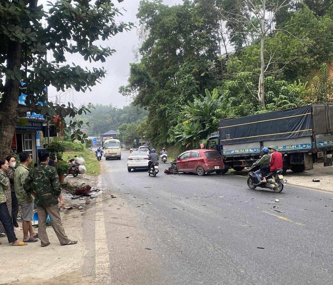 Tổng hợp tin tức tai nạn giao thông ngày 23/10/2025 Tổng hợp tin tức tai nạn giao thông ngày 23/10/2025