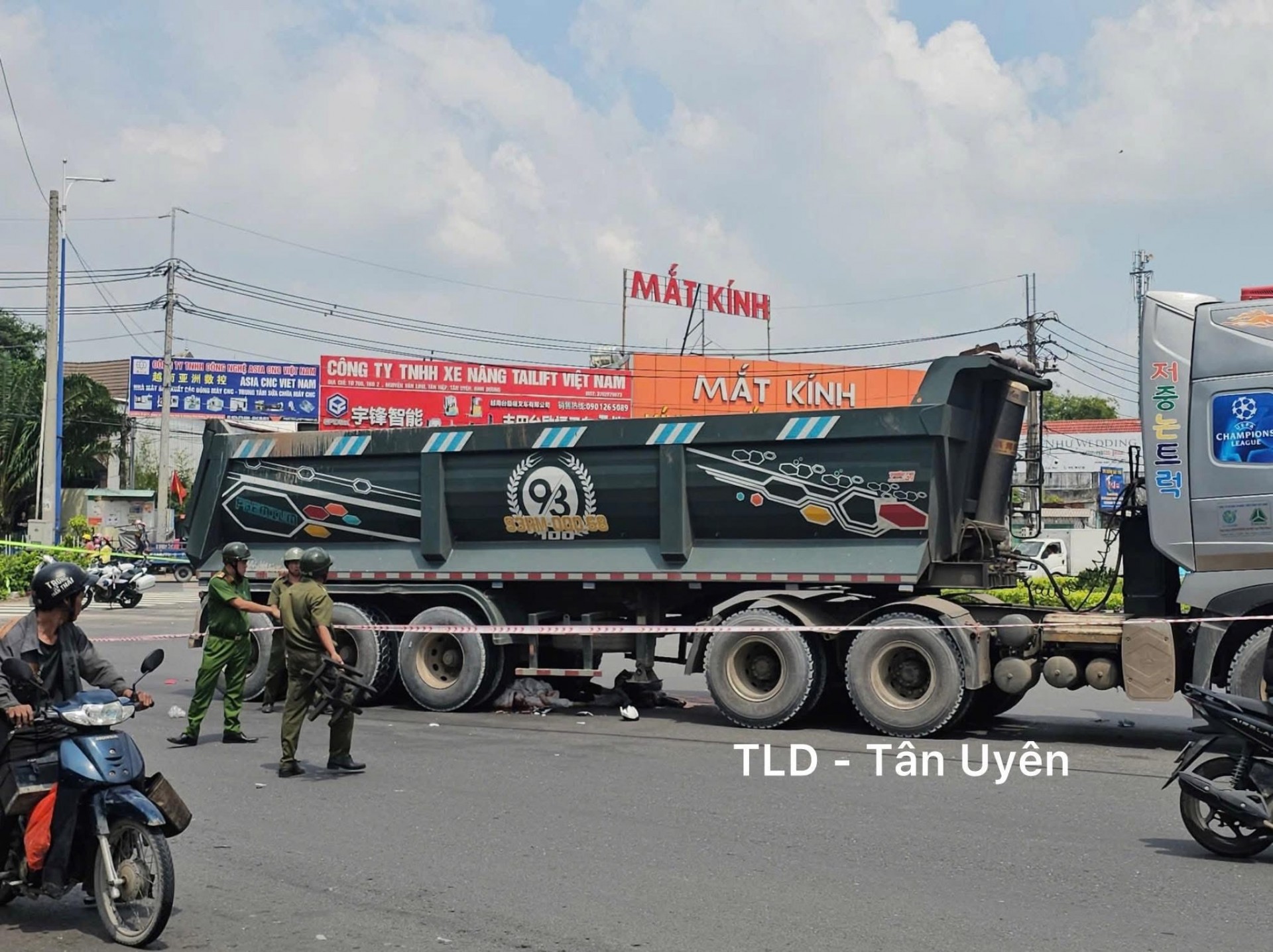 Tổng hợp tin tức tai nạn giao thông ngày 24/10/2025 Tổng hợp tin tức tai nạn giao thông ngày 24/10/2025