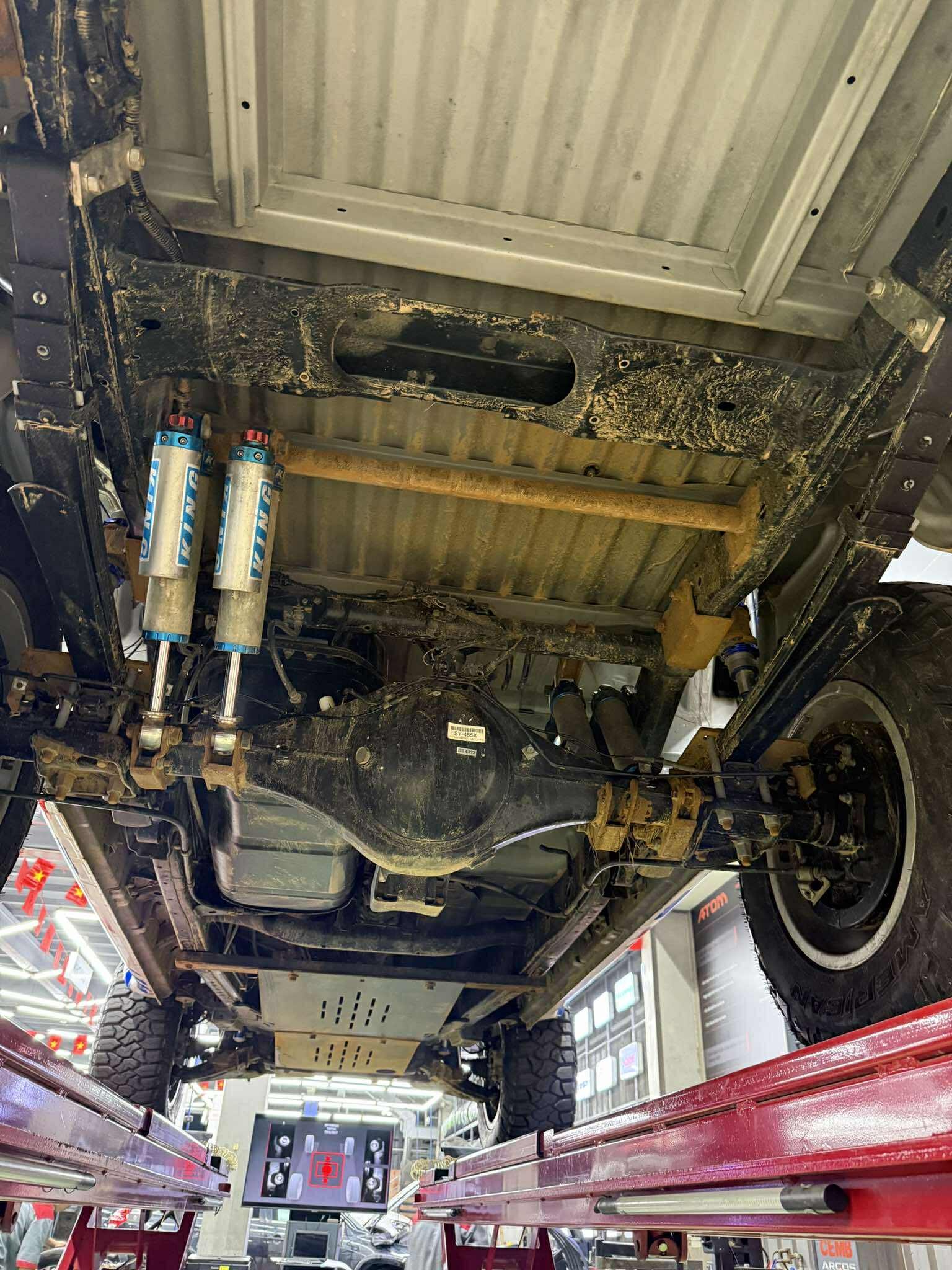 Đội đua 102 PVOIL VOC 2025: NOC - 2 chị em với chiếc xe đua 'khủng' cỡ nào? Đội đua 102 PVOIL VOC 2025: NOC - 2 chị em với chiếc xe đua 'khủng' cỡ nào?