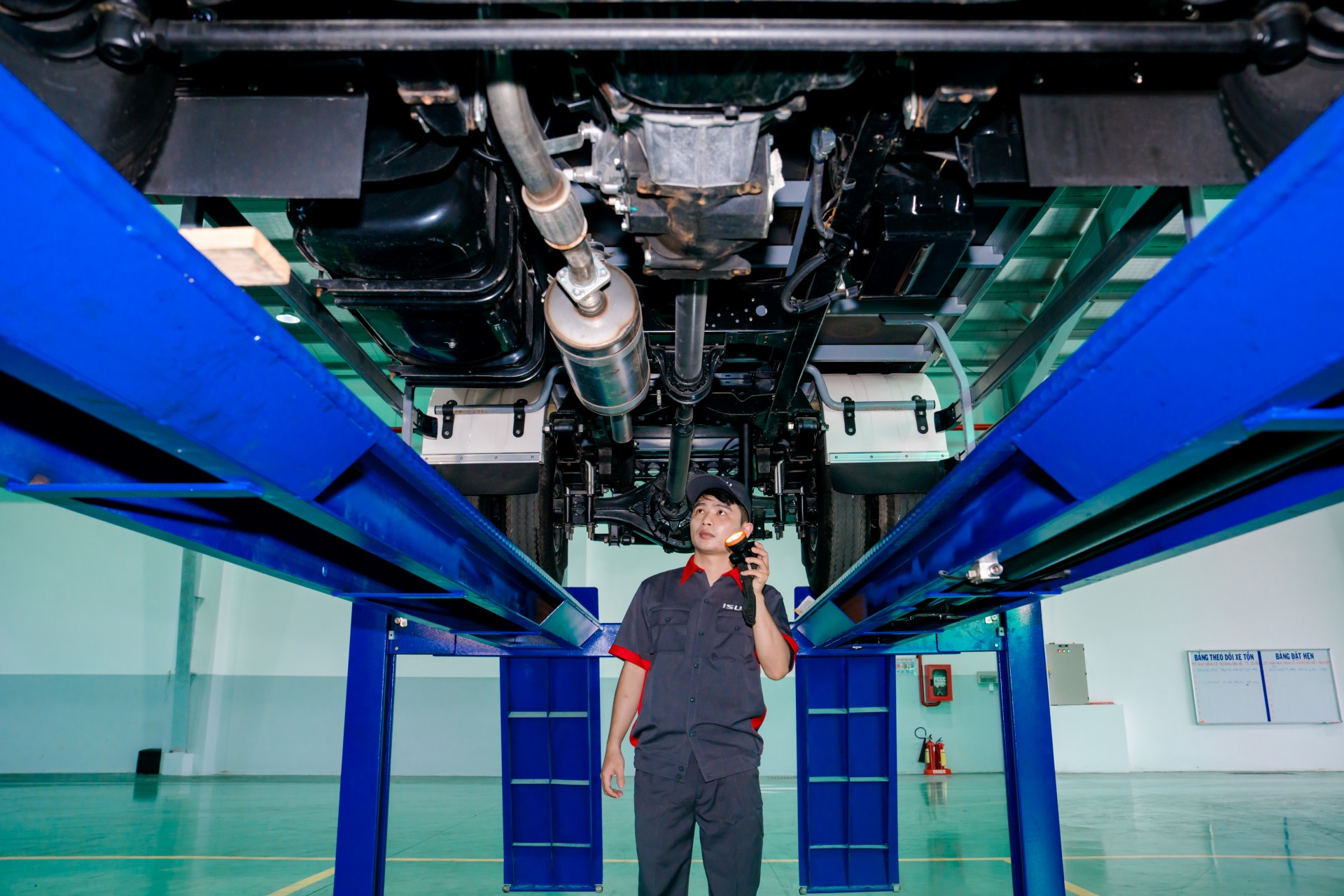 Isuzu Việt Nam chuyển mình: Từ nhà sản xuất xe tải thành nhà cung cấp giải pháp vận tải toàn diện Isuzu Việt Nam 30 năm