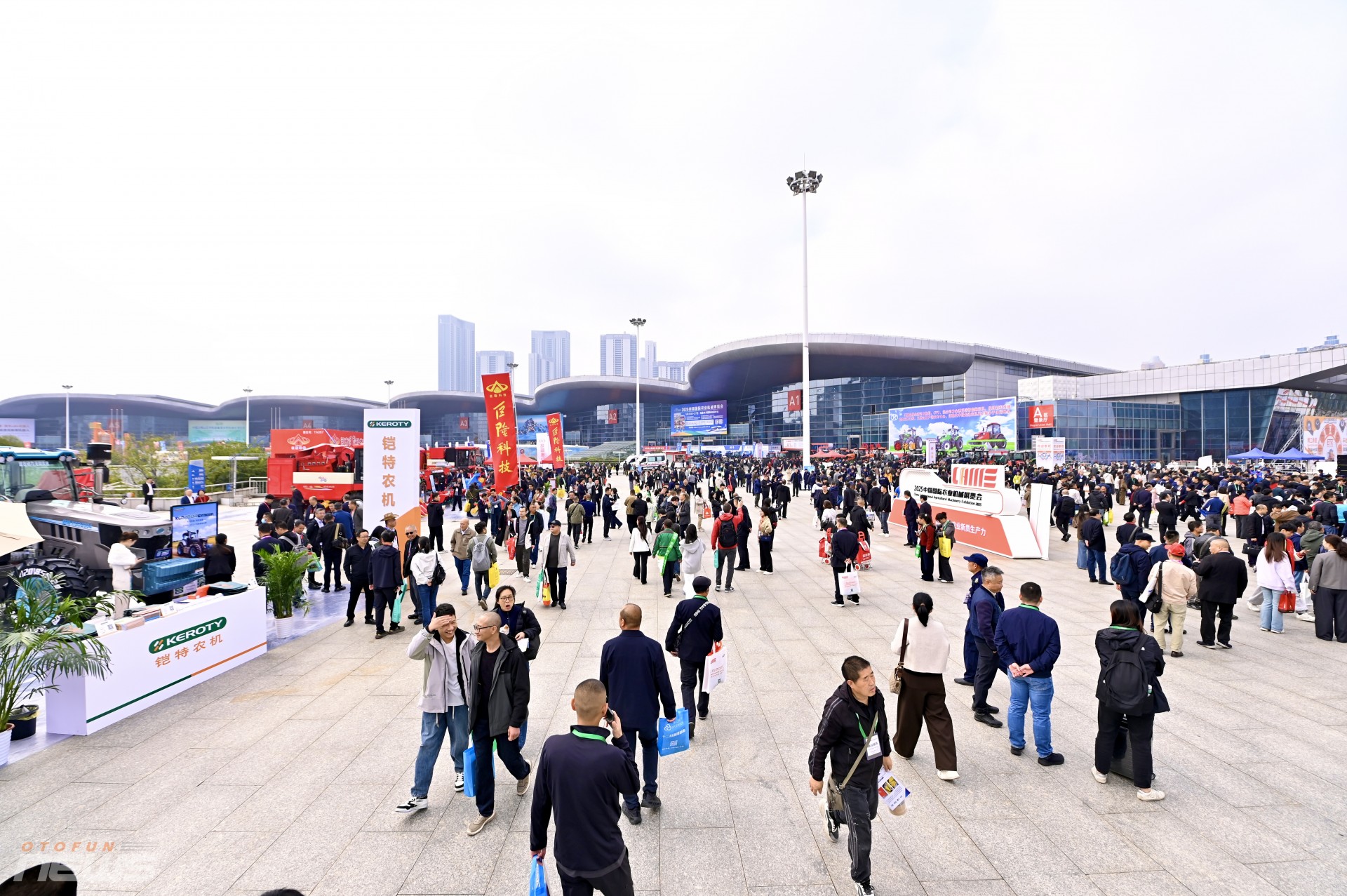 Hơn 2.500 doanh nghiệp quy tụ tại Triển lãm Máy móc Nông nghiệp Quốc tế Trung Quốc CIAME 2025 Hơn 2.500 doanh nghiệp quy tụ tại Triển lãm Máy móc Nông nghiệp Quốc tế Trung Quốc CIAME 2025