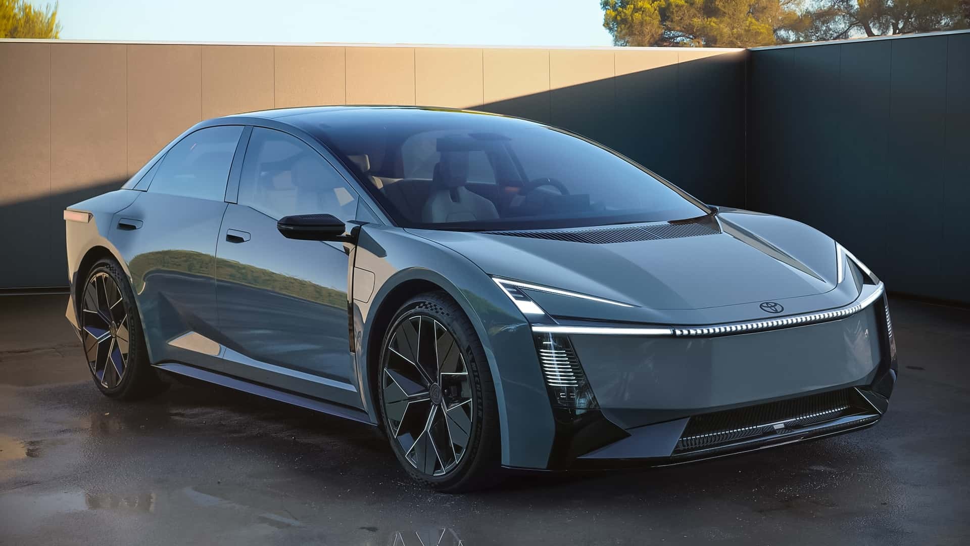 Toyota Corolla Concept chính thức lộ diện với vẻ đẹp táo bạo khác hẳn thế hệ hiện tại Phía trước của Toyota Corolla Concept